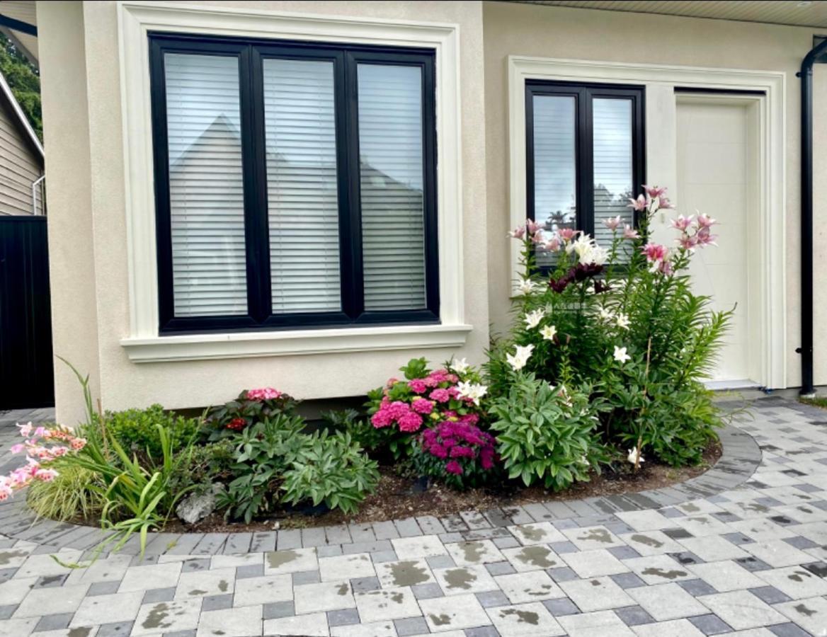 ريتشموند، كولومبيا البريطانية Sweet Home المظهر الخارجي الصورة